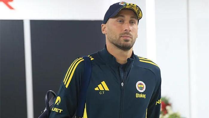 Fenerbahçede İrfan Can Kahveci ve Cenk Tosun neden kadro dışı bırakıldı İşte tüm yaşananlar