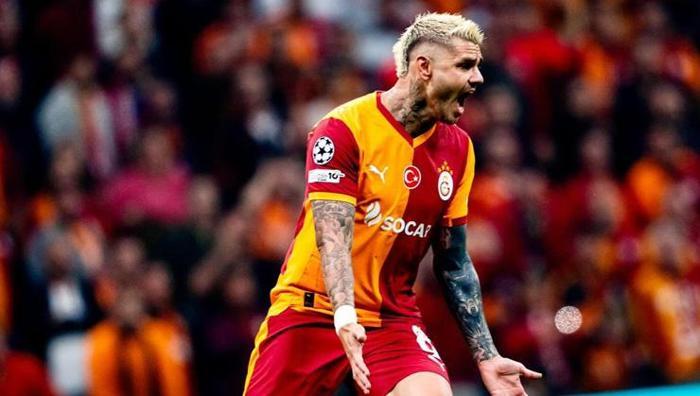 Galatasarayda Icardinin sözleşme krizi büyüyor Menajeri tartışmalara odun attı: 10 milyona olmaz