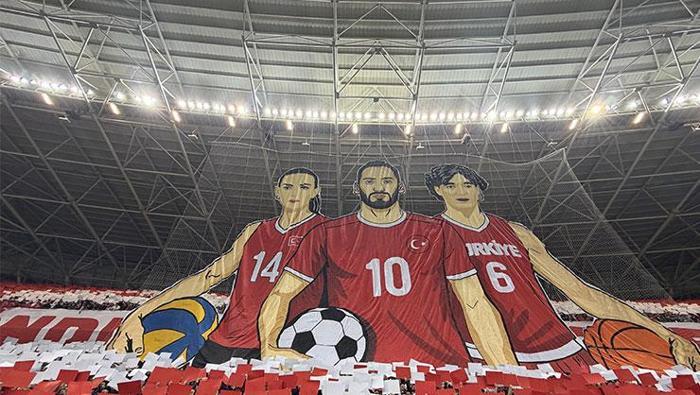 MÜTHİŞ KOREOGRAFİ