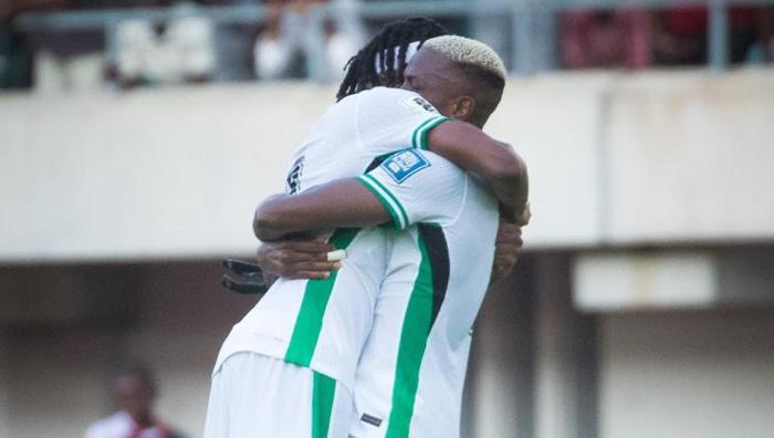 Savaş lordu Osimhen Nijerya-Benini sürklase etti, Play-Off biletini aldı: Dünyanın en iyi forveti