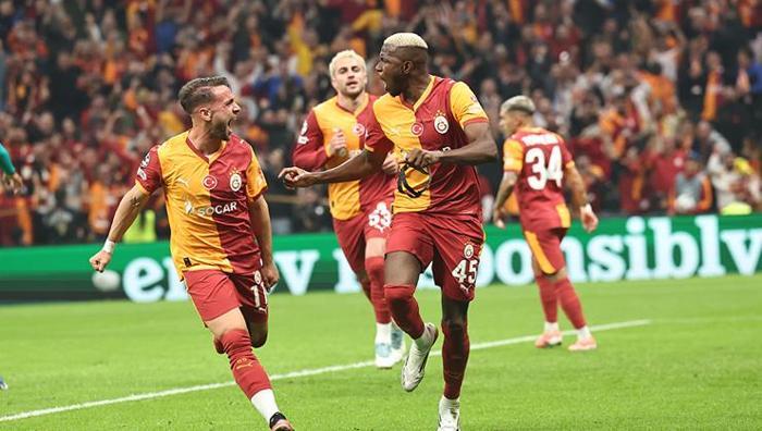 Arne Slot Galatasaray kabusundan kurtulamıyor Manchester United maçı öncesi yine bahsetti: VARa çattı