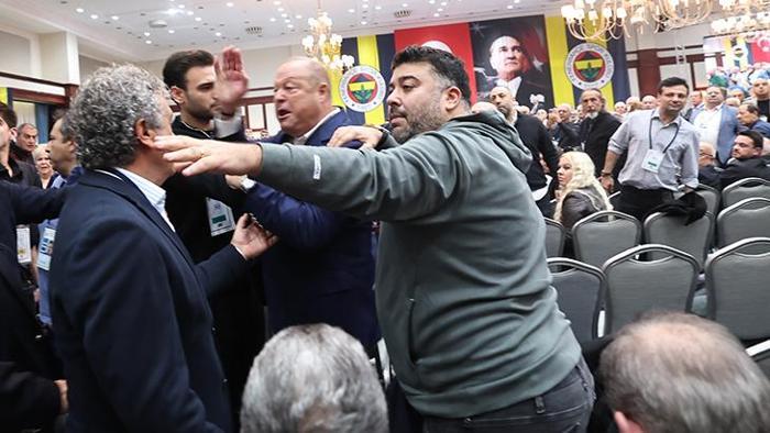 Fenerbahçede tansiyon yükseldi: Divan Kurulunda kavga çıktı Üyeler salondan çıkarıldı