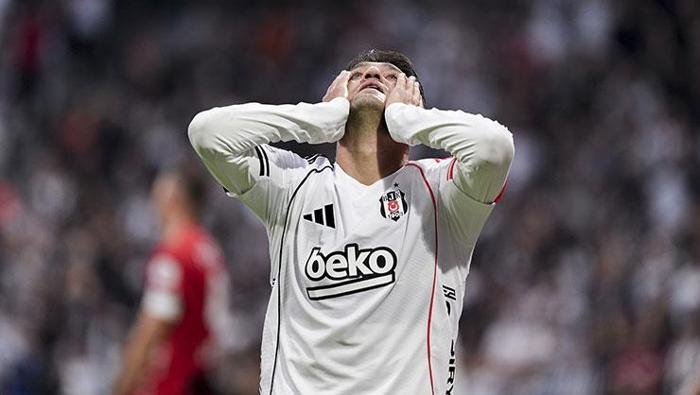 Beşiktaşta kırmızı alarm Sergen Yalçın harekete geçti