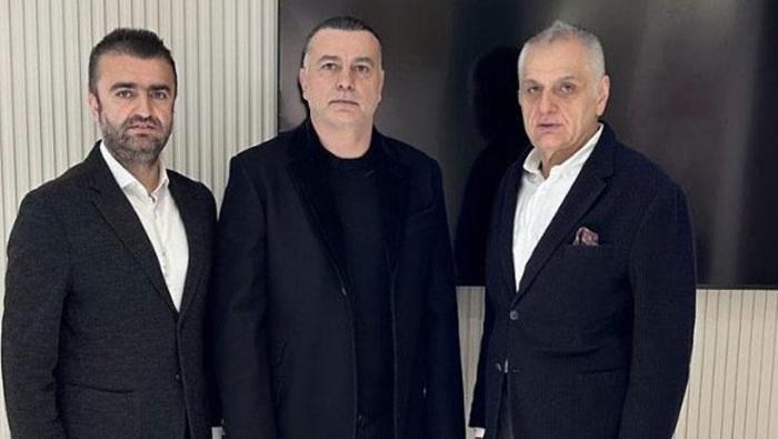 UMARIM YOLUMUZ AÇIK OLUR