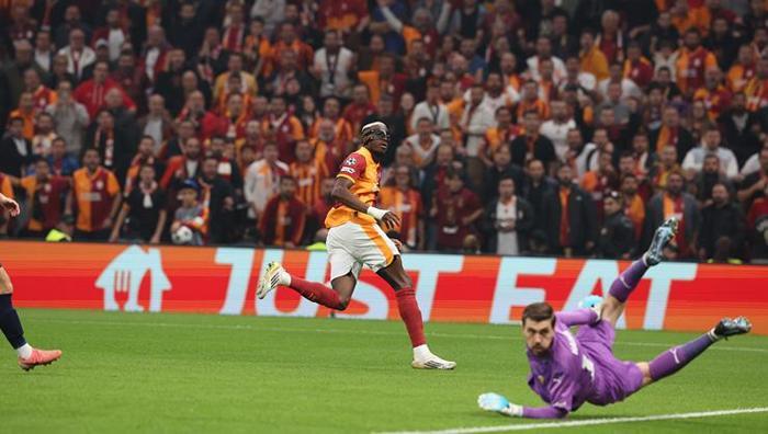 Osimhen, Galatasarayın Spartaküsü Bodo/Glimt maçının ardından olay yorum: Bir ahtapot gibi sarıyor