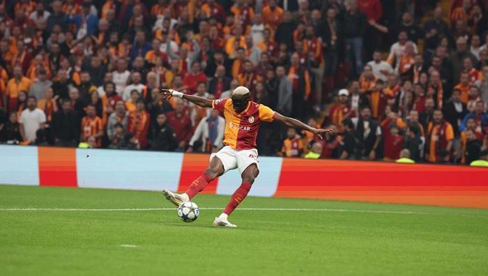 LEQUIPE (FRANSA): İSTANBULDA OSIMHEN RÜZGARI