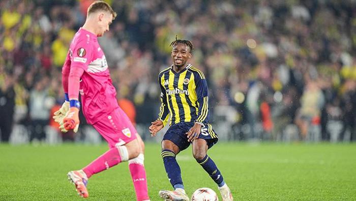 Fenerbahçenin Stuttgart galibiyeti Alman basınında Acı verici ve acımasız bir mağlubiyet | Deniz Undav-İsmail Yüksek