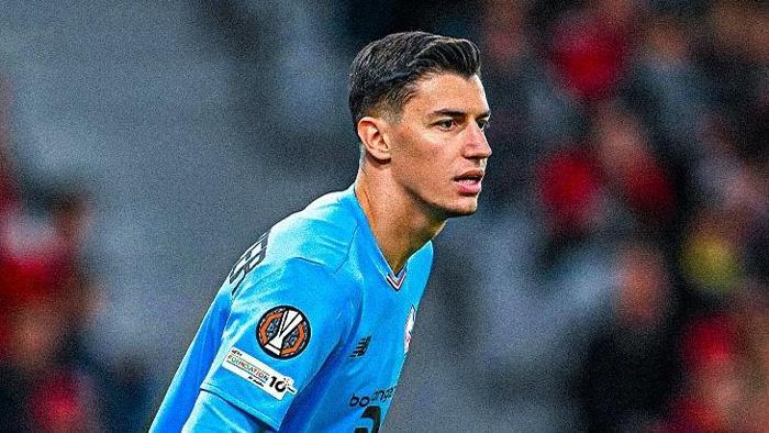 BERKE PENALTI KURTARDI