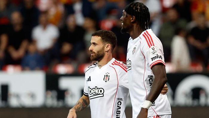 Beşiktaş-Fenerbahçe derbisi öncesi Rafa Silvadan haber var: Sakatlanmıştı, durumu belli oldu