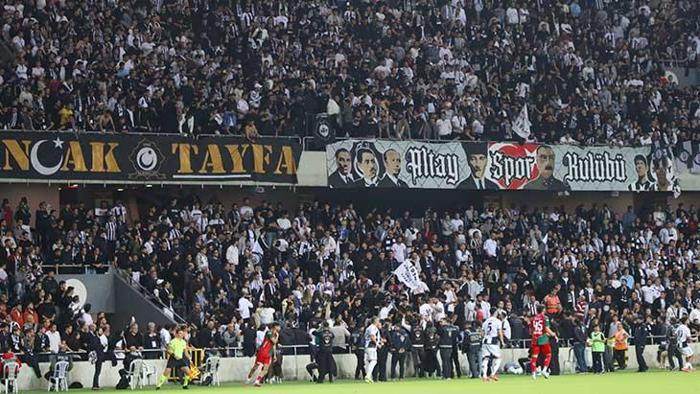 TFF 3. Ligde ateşli derbi: Altay - Karşıyaka maç sonucu 1-1