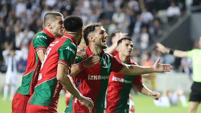 TFF 3. Ligde ateşli derbi: Altay - Karşıyaka maç sonucu 1-1