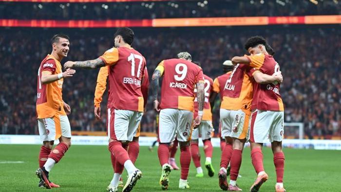 NE DE OLSA ASLAN / HAMİT TURHAN - FANATİK