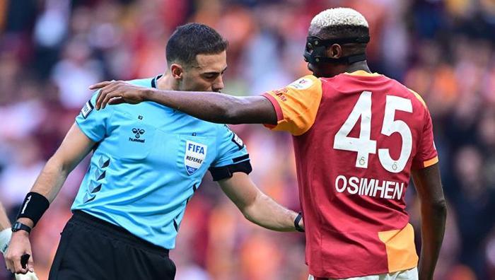 Galatasaray-Göztepe: Oğuzhan Çakır