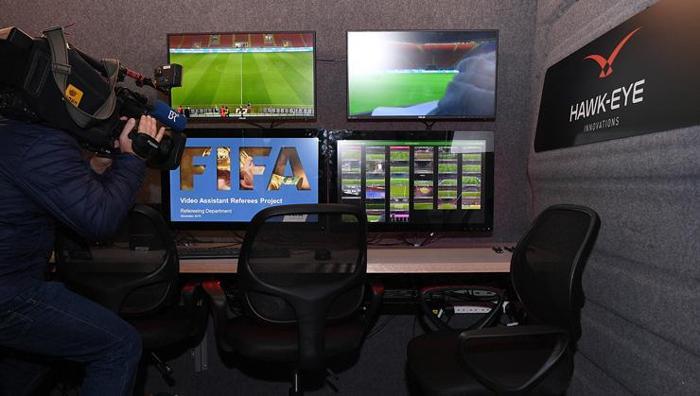 VAR protokolü değişiyor Atakan Karazor atıldı, IFAB devreye girdi: İşte yeni VAR kuralı...