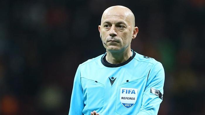 TÜRK HAKEMLERİ UCUZ FAULLER VERİYORLAR