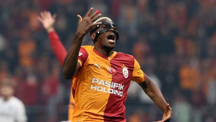 GALATASARAY KOPYA VERDİ / CEM DİZDAR - FANATİK