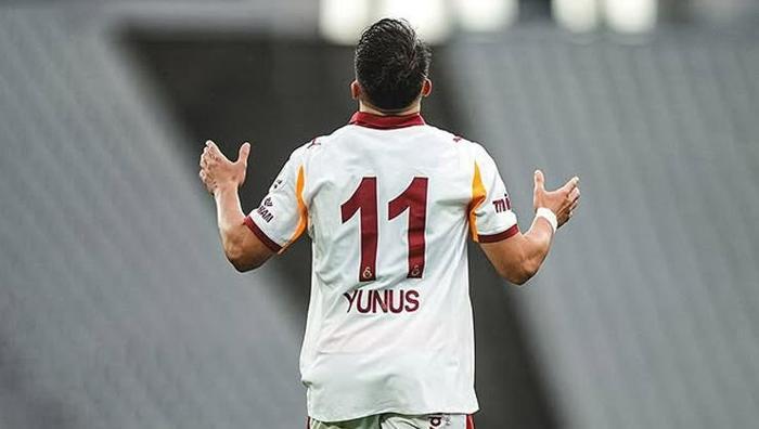 ÖZEL | Galatasaraya bir sakatlık şoku daha Ajax maçı öncesi kötü haber geldi: Okan Buruk alternatif planını hazırlıyor