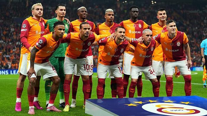 GALATASARAY, AJAX DEPLASMANINDA