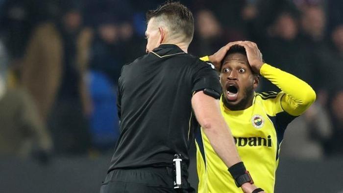 HAKEM, TÜRKLERİ ÇİLEDEN ÇIKARDI