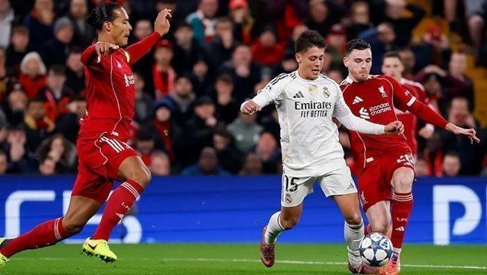 EN ÇOK OYUNDAN ÇIKAN OYUNCU