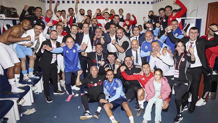 Antalyaspor - Beşiktaş maçı canlı izle | ANTALYA BJK maçı şifresiz (Süper Lig maçı canlı yayın frekans bilgileri)