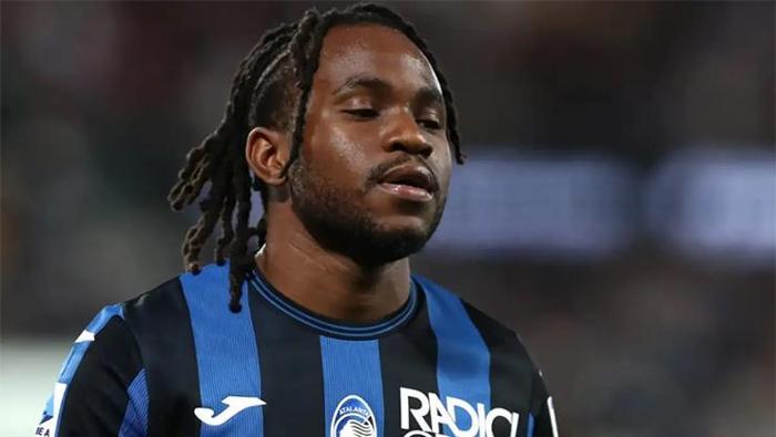 Adı Galatasarayla anılıyordu: Ademola Lookmandan peş peşe hamleler