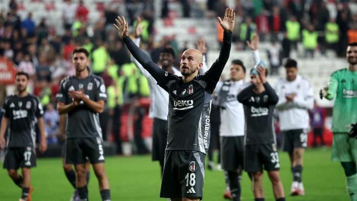 Antalyaspor - Beşiktaş maçının ardından usta isimden olay yorum: Matah işler yapamadı | İkna turu başladı