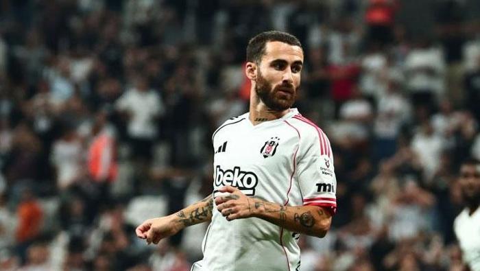 HİÇ DÜŞÜNMEDEN OYNATTI