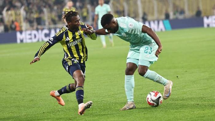Usta isimden Fenerbahçeli yıldıza övgü dolu sözler: Başka bir seviye | Büyük fark yarattı