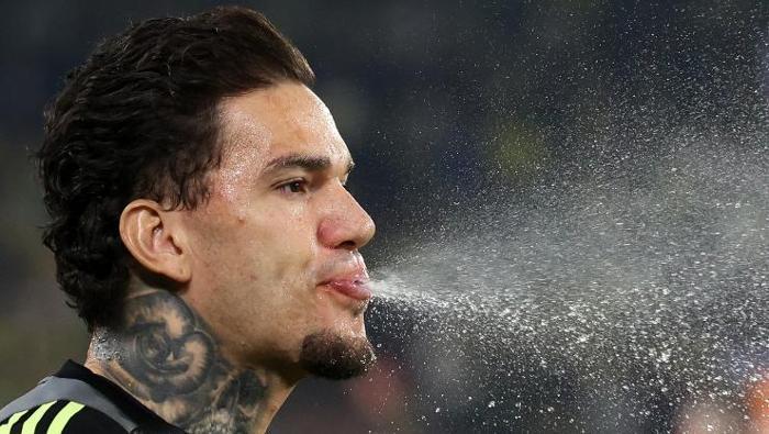 NENE GOLDE ORTAYA ÇIKTI