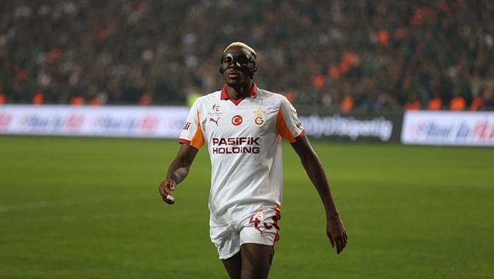 Puan farkı 1e indi Nihat Kahveci ateşi yaktı Kaos dolu günler geliyor Galatasarayın kaybetme nedeni | Fenerbahçenin oyunu