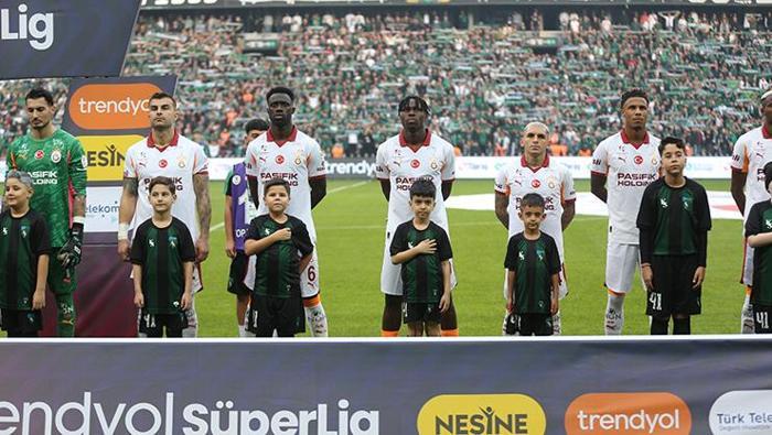 Hasan Şaştan yaylım ateşi Senin Galatasarayda kredin artık bitti herkes aklını başına alsın