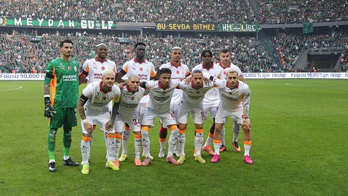 Süper Ligde şampiyonluk oranları güncellendi Zirvede puan farkı 1e indi dengeler değişti