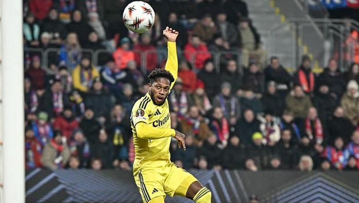 İki isim uyarılmalı