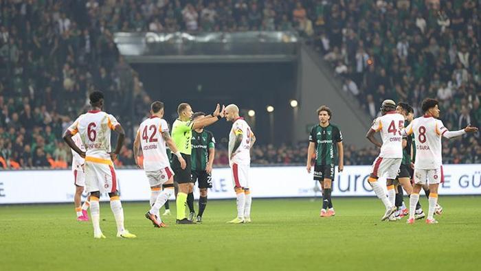 Vasatı aşamıyor lig için yeterli değil Galatasarayın golünün iptali doğru mu Deniz Çoban açıkladı | Süper Ligde 12.hafta hakem raporu