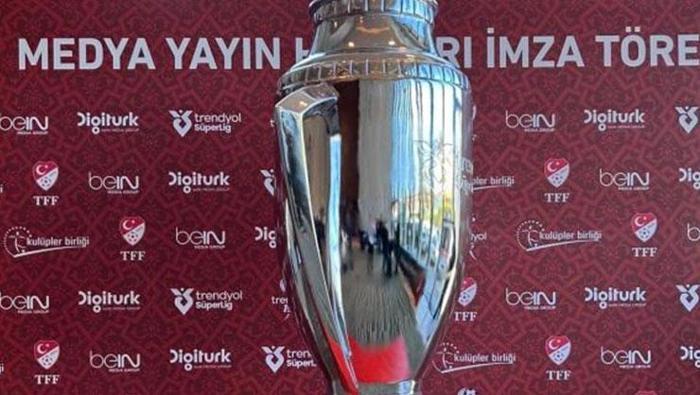 Yapay zeka Süper Ligde şampiyonu açıkladı İşler değişti... 3 puan farkla şampiyon