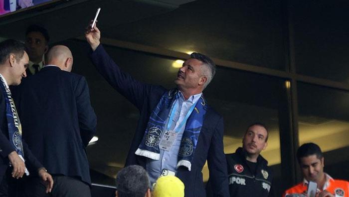 Robert Lewandowskiden Fenerbahçeye haber var Bunu kimse beklemiyordu...