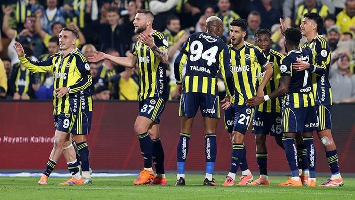 KANARYA MİLLÎ MAÇ ARASINA MORALLİ GİRDİ