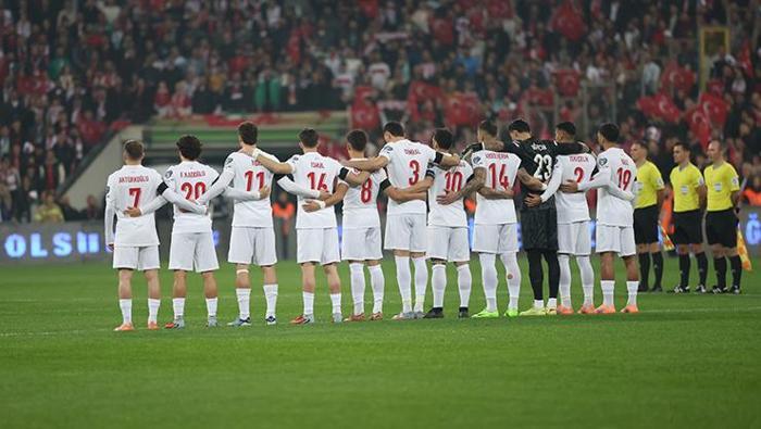 2-0lık Bulgaristan maçı sonrası çarpıcı yorum Dünya Kupası için kaygı verici bir oyun | Milli Takımın en büyük sorunu...