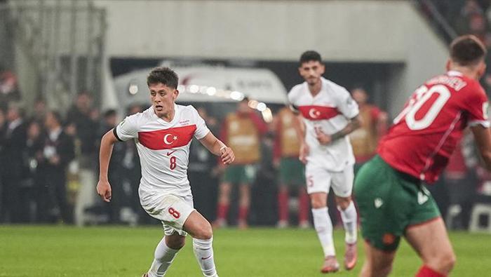 ARDA GÜLER EN GÖZE ÇARPAN OYUNCULARDAN BİRİYDİ