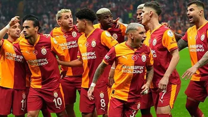 Galatasarayda büyük operasyon Orta saha için temaslar hızlandı