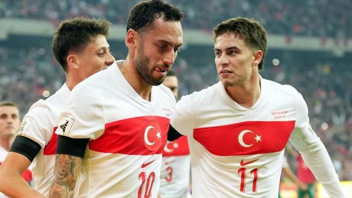 İstanbul devinde Hakan Çalhanoğlu sesleri Teklif ortaya çıktı