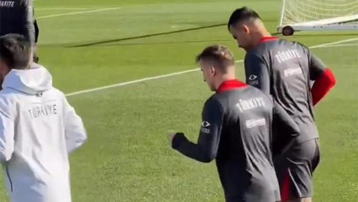 ÖZEL | Fenerbahçede Tedescodan Kerem Aktürkoğlu kararı Çaykur Rizespor maçı öncesi kritik gelişme