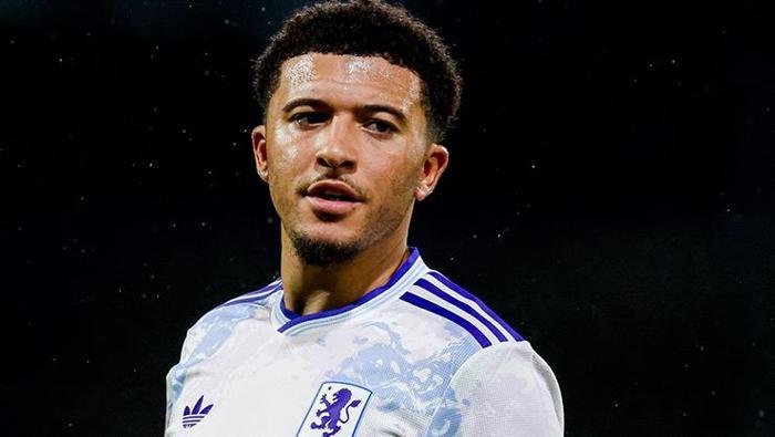 ÜÇ BÜYÜKLER PEŞİNDE