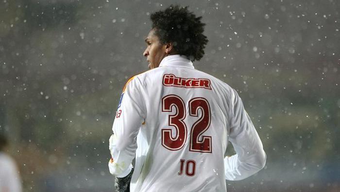 Galatasarayın eski yıldızı Jo Alves gözaltına alındı