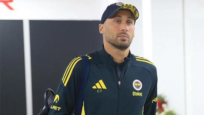 Cenk Tosunun Fenerbahçedeki kaderi belli oldu Süper Ligden 3 talibi var