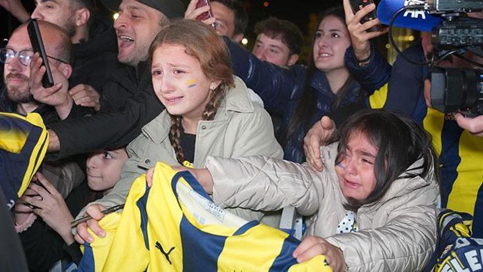 Fenerbahçenin kritik Çaykur Rizespor virajı; Sarı-Lacivertliler Rizede coşkuyla karşılandı