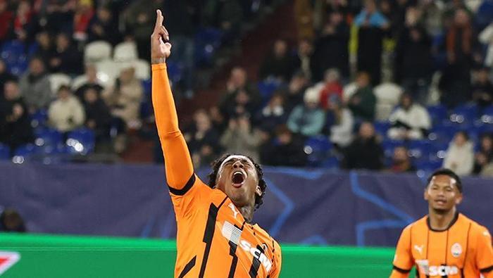 ZİRVEDE 4 PUAN FARK