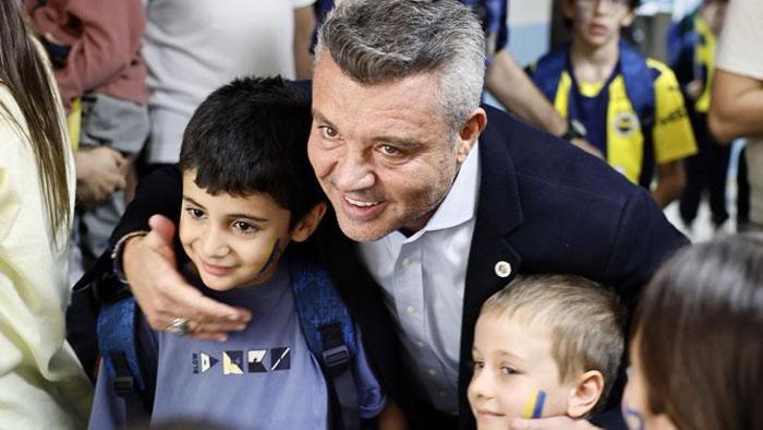 Fenerbahçe yönetiminden Her Deplasman Bir Okul projesi kapsamında Rizede okul ziyareti