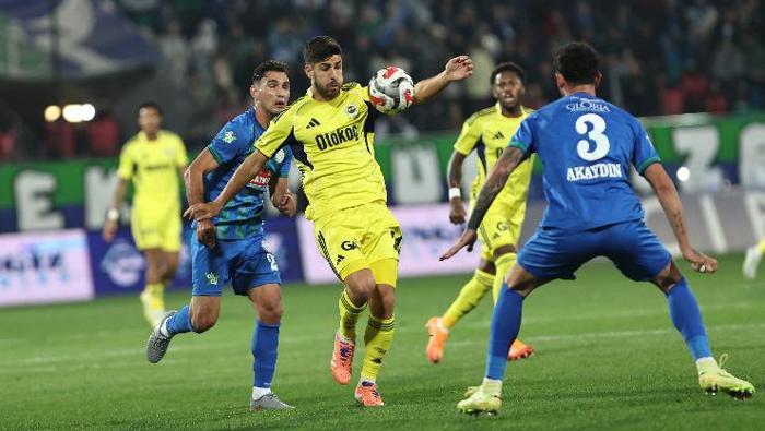 Çaykur Rizespor - Fenerbahçe maçının ardından yıldız isme övgü dolu sözler: Başka bir seviye | Veselinoviç’in Fenerbahçesi gibi...